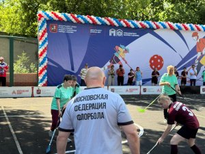 28.05.2025. В Москве сосотялся городской спортивный праздник "Флорбол для лиц с интеллектуальными нарушениями"