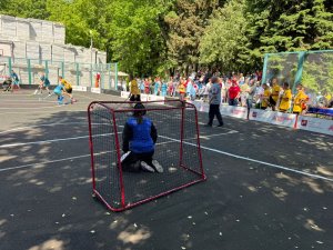 28.05.2025. В Москве сосотялся городской спортивный праздник "Флорбол для лиц с интеллектуальными нарушениями"